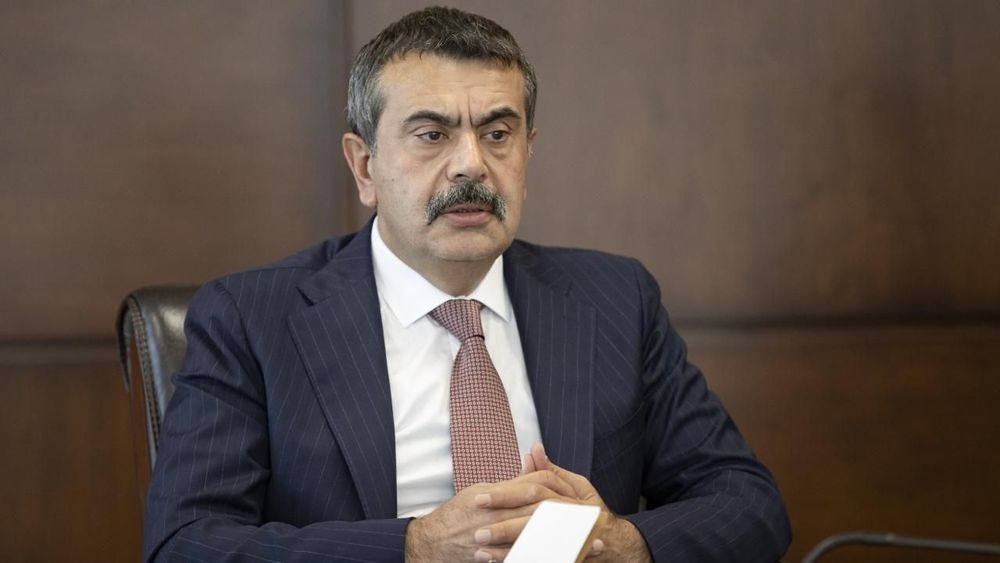 LGS’ye milli maç ayarı: Bakan Tekin, sınav gününün bir gün öne çekilebileceğini açıkladı