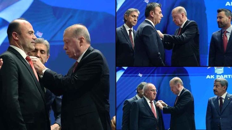 Cumhurbaşkanı Erdoğan, AK Parti’ye katılan belediye başkanlarına rozet taktı