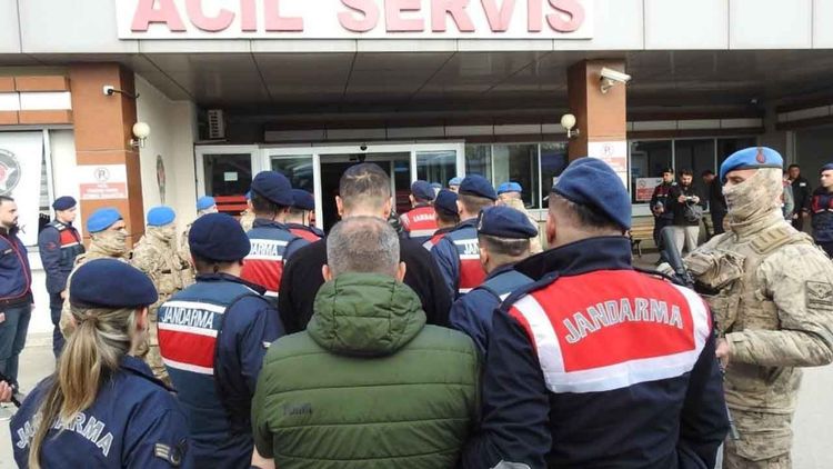 5 ilde kamu görevlileri ve iş insanlarına rüşvet operasyonu: 13 kişi tutuklandı