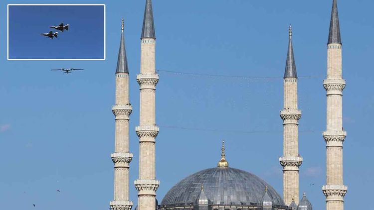 Edirne’de F-16 ve Bayraktar Akıncı gösteri uçuşu için prova yaptı