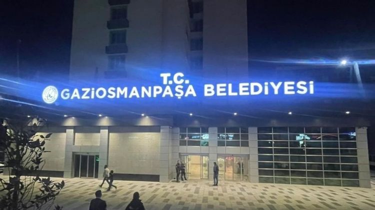 İstanbul Gaziosmanpaşa Belediyesi Ak Parti'ye geçti