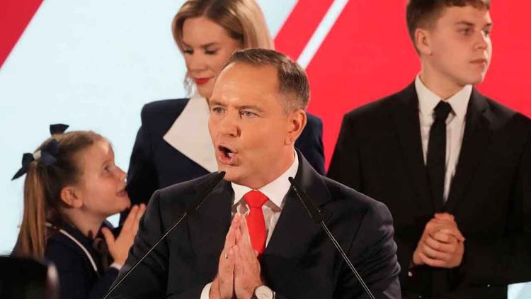 Polonya'da cumhurbaşkanlığı seçimlerini Trump'a yakın Nawrocki kazandı