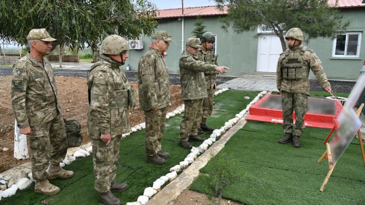 Orgeneral Metin Tokel KKTC’de birlikleri denetledi