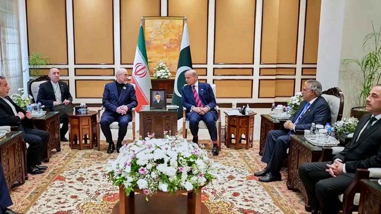 ABD ve İran, İslamabad’da yeniden müzakerelere dönüyor: Petrol 100 doların altına geriledi