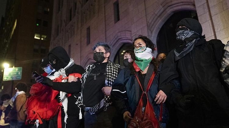 Los Angeles'ta sokağa çıkma yasağı ilan edildi