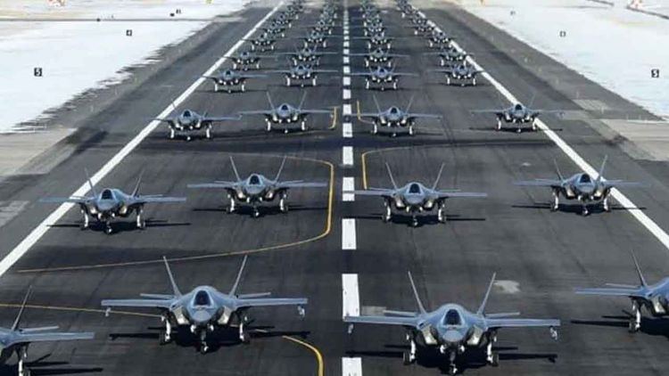 Orta Doğu'da ABD’den büyük askeri yığınak