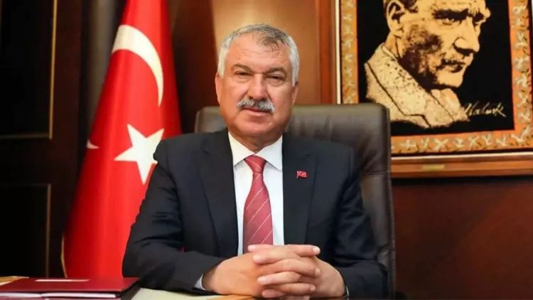 Adana Büyükşehir Belediye Başkanı Zeydan Karalar gözaltına alındı