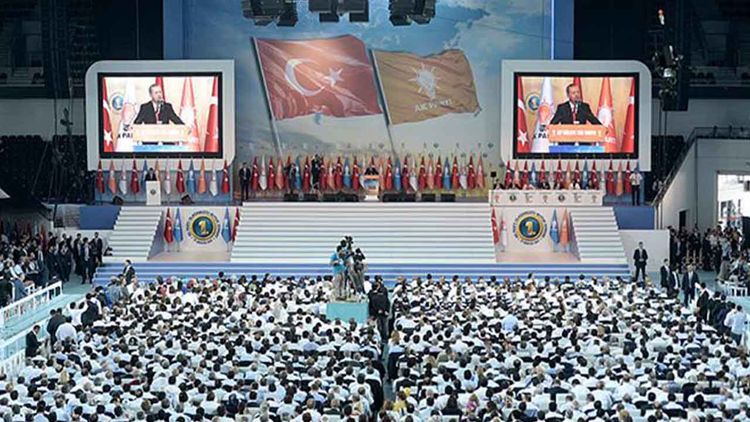 AK Parti'de 8. Olağan Büyük Kongre için geri sayım başladı
