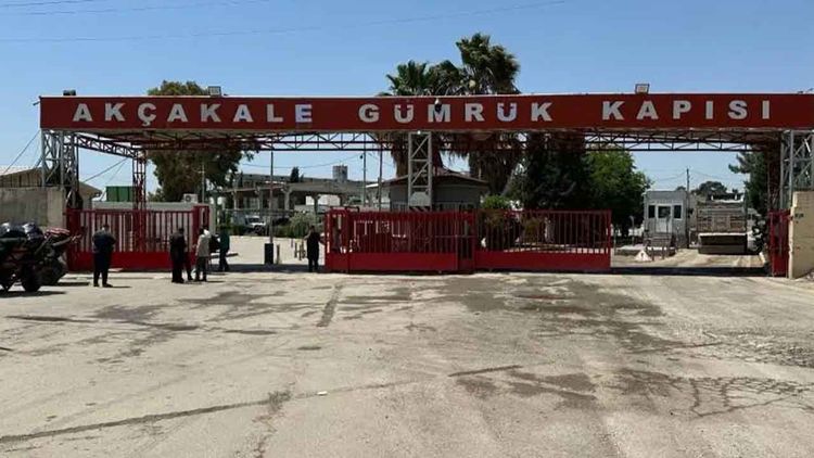 2014’te kapatılmıştı: Akçakale Gümrük Kapısı’nda pasaportlu geçiş yeniden başladı
