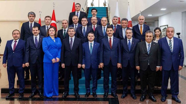 Adalet Bakanı Akın Gürlek, HSK üyeleriyle ilk toplantısını yaptı