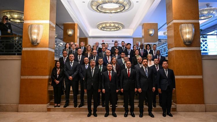 Bakan Gürlek, OECD toplantısında 4 ülkenin adalet bakanıyla görüştü