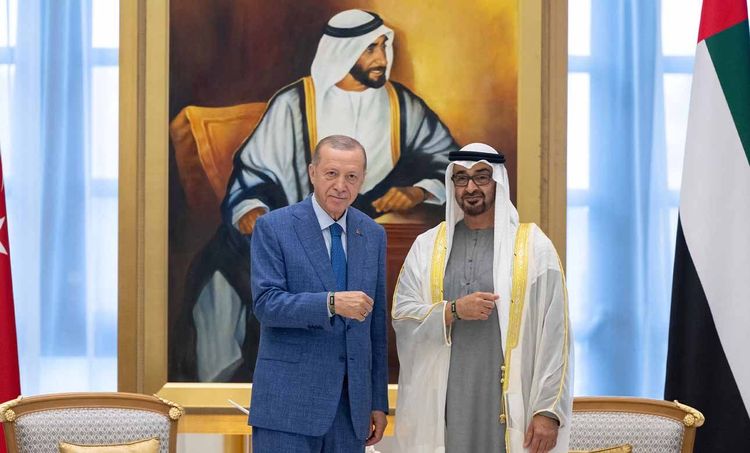 Cumhurbaşkanı Erdoğan, BAE'de Al Nahyan ile görüştü