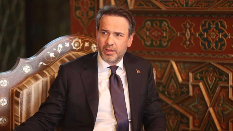 Bakan Bayraktar: Kilis'ten Halep'e doğru doğal gaz boru hattı bağlantısını bitirdik