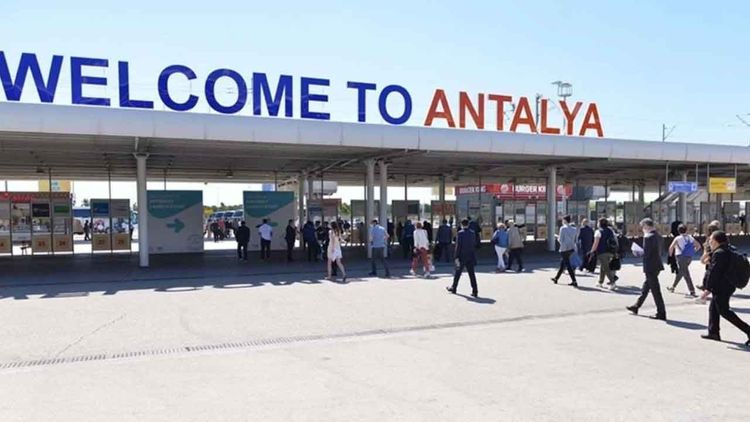 Antalya, yılın ilk 9 ayında 14 milyondan fazla yabancı turist ağırladı