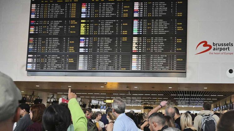 Avrupa havalimanlarında siber saldırı krizi sürüyor