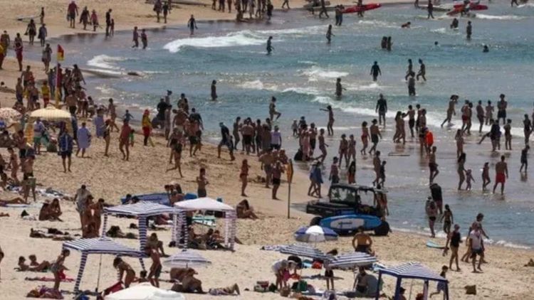 Avustralya'da Bondi Plajı’nda silahlı saldırı