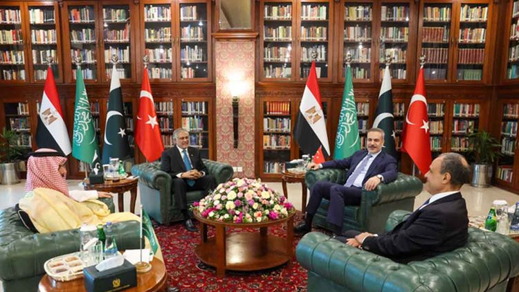 Bakan Fidan, İslamabad’da Türkiye-Mısır-Pakistan-Suudi Arabistan Dışişleri Bakanları Toplantısı’na katıldı