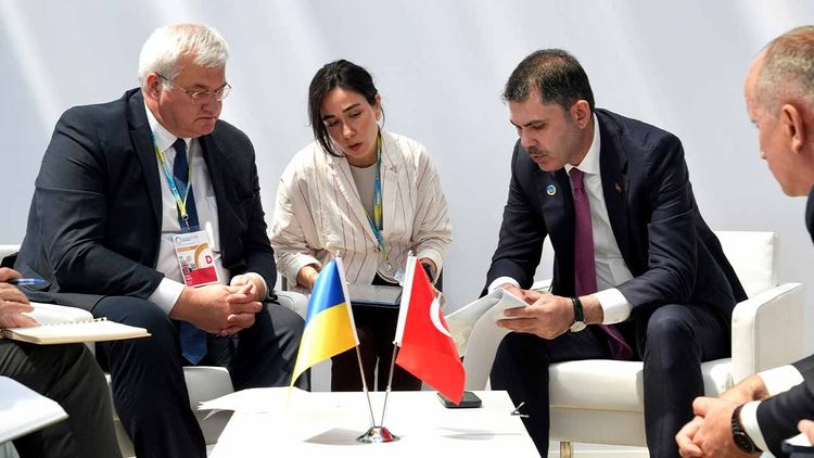 Bakan Kurum: Ukrayna’nın yeniden inşası için desteğimizi sunmaya hazırız