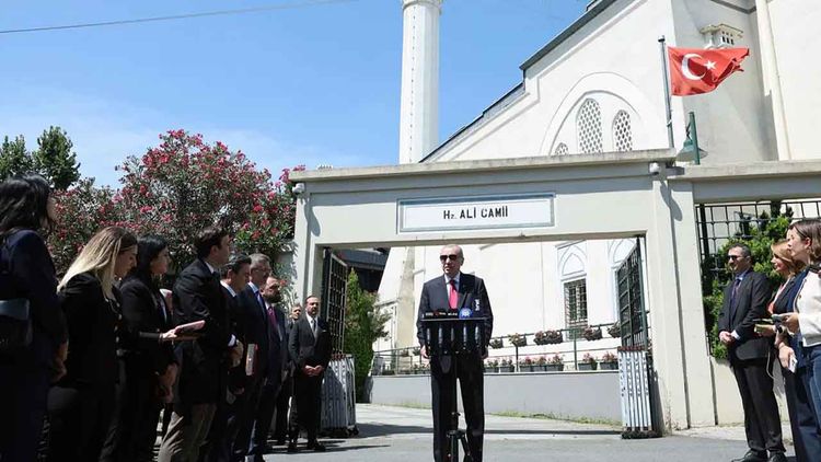 Başkan Erdoğan Cuma namazı sonrası konuştu: NATO zirvesine dönüşler çok olumluydu