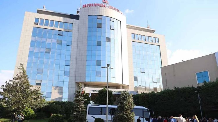 Bayrampaşa'daki yolsuzlukta yeni detay: İhtiyaç sahiplerinin çekleri yağmalanmış