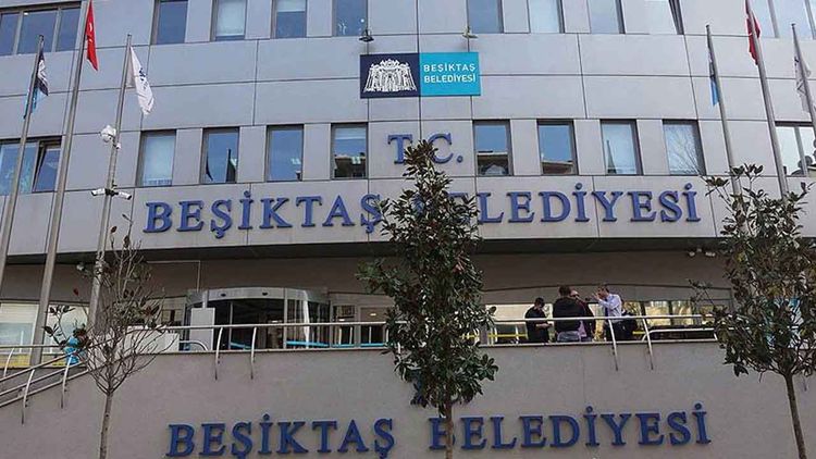 İşten ayrılmasına rağmen Rıza Akpolat’ın koruma müdürünün maaşı, kirası  ve çocuklarının okul taksitleri ödenmeye devam edilmiş