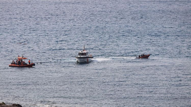 Bodrum açıklarında düzensiz göçmenleri taşıyan bot battı, 17 kişi hayatını kaybetti