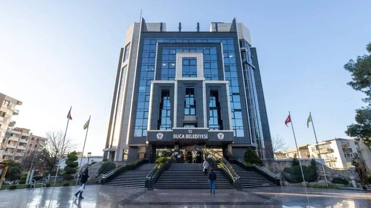 CHP'li Buca Belediyesi'ne rüşvet operasyonu