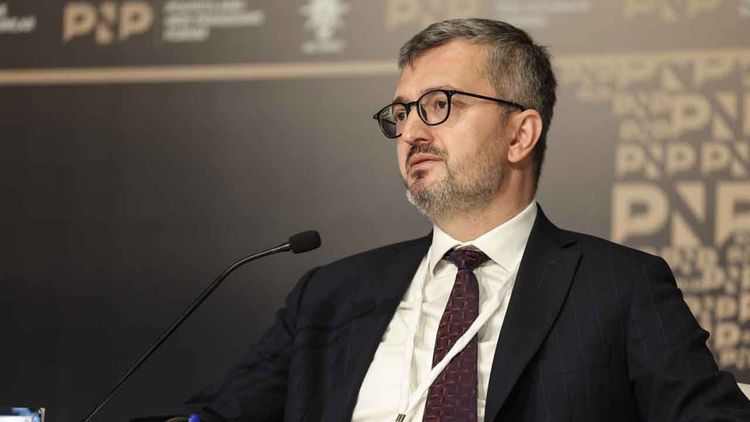 Burhanettin Duran: Türk hava sahasına yönelen füze imha edildi, gerekli adımlar atılıyor