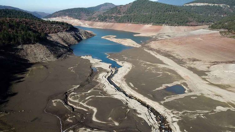 Bursa’da barajların doluluk oranı yüzde 1’in altında
