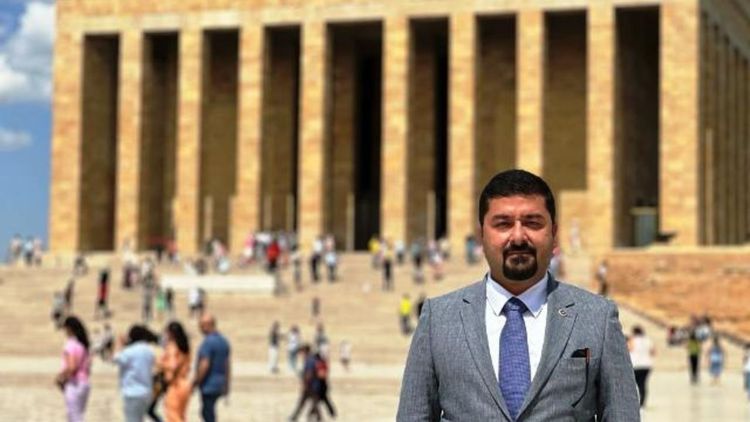 İşret aleminde bir kadını taciz edip dayak yiyen Edirne Milletvekili Ahmet Baran Yazgan CHP'den ihraç edilecek