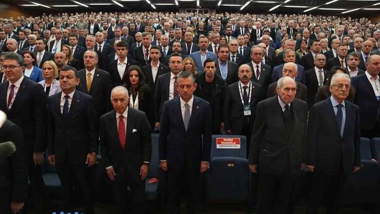 CHP’nin şaibeli kurultayı: 121 delege ve yakını belediyelerde istihdam edildi