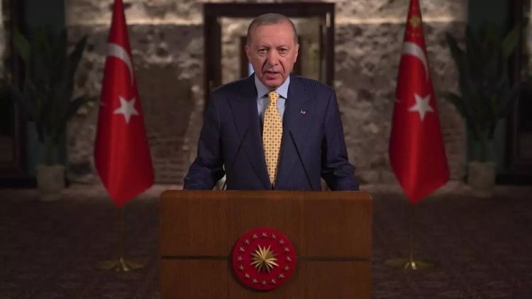 Cumhurbaşkanı Erdoğan'dan Ramazan Bayramı mesajı: Türkiye, tecrübeli ve liyakatli kadroların yönetiminde hedeflerine doğru adım adım ilerlemektedir