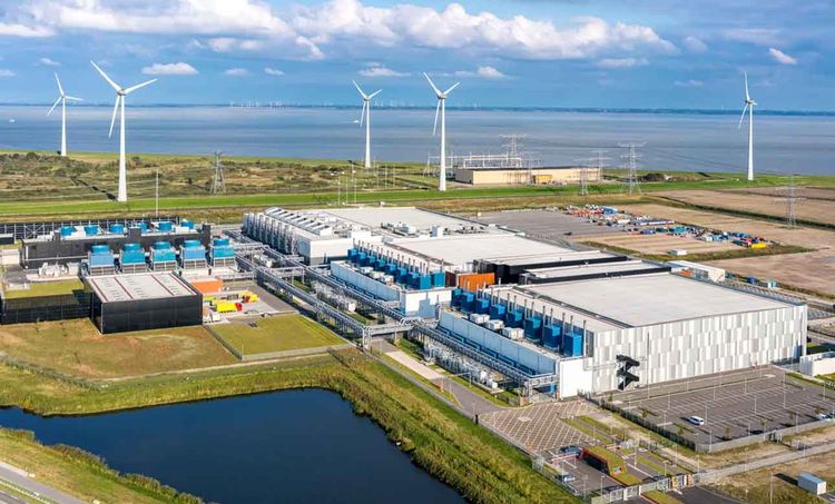 Google, Hollanda’da devasa bir deniz rüzgar anlaşması imzaladı