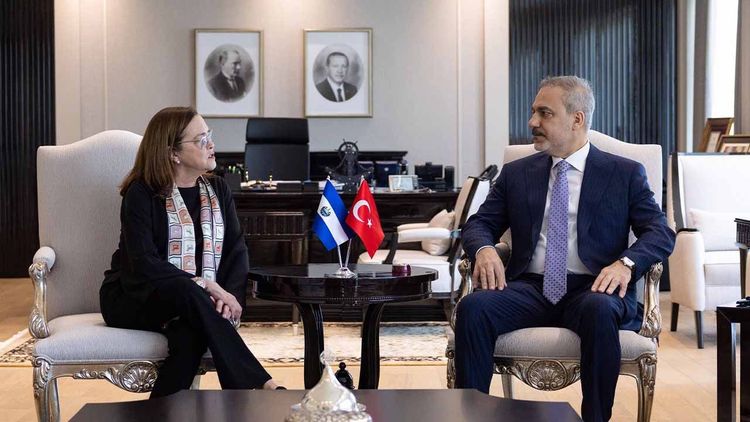 El Salvador'dan Türkiye'ye savunma sanayii vurgusu: İşbirliğini derinleştirmeye kararlıyız