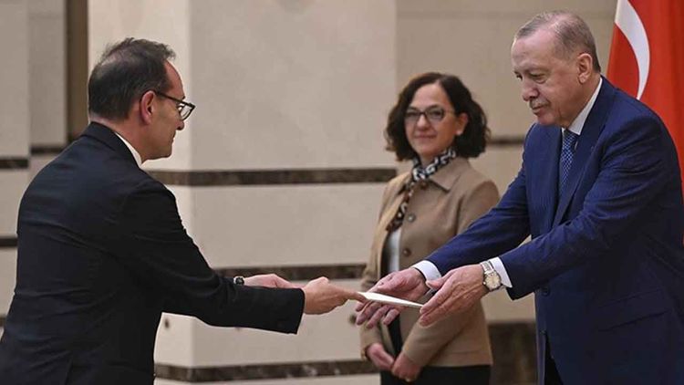 Başkan Erdoğan, 3 ülkenin büyükelçisini kabul etti