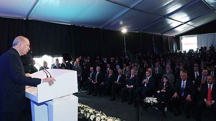 Cumhurbaşkanı Erdoğan: Kentsel dönüşüm projelerini süratle hayata geçirmeye odaklanmalıyız