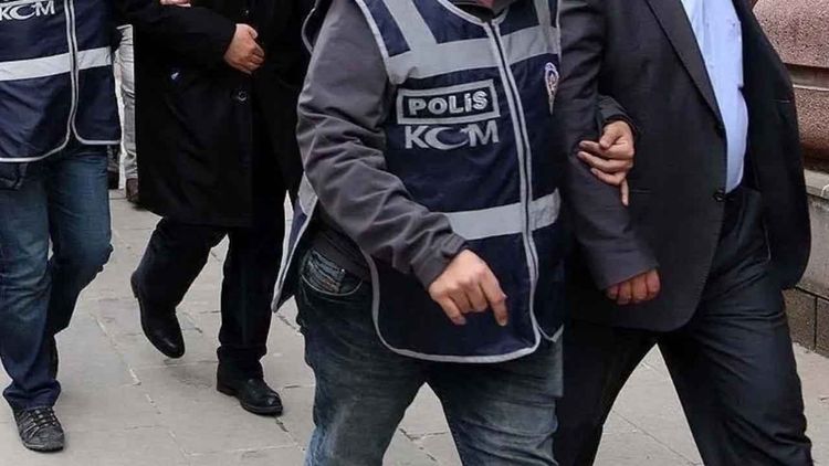Konya merkezli FETÖ operasyonunda 21 gözaltı