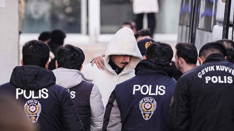 Futbolda bahis soruşturması: Gözaltına alınan 26 zanlı adliyeye sevk edildi