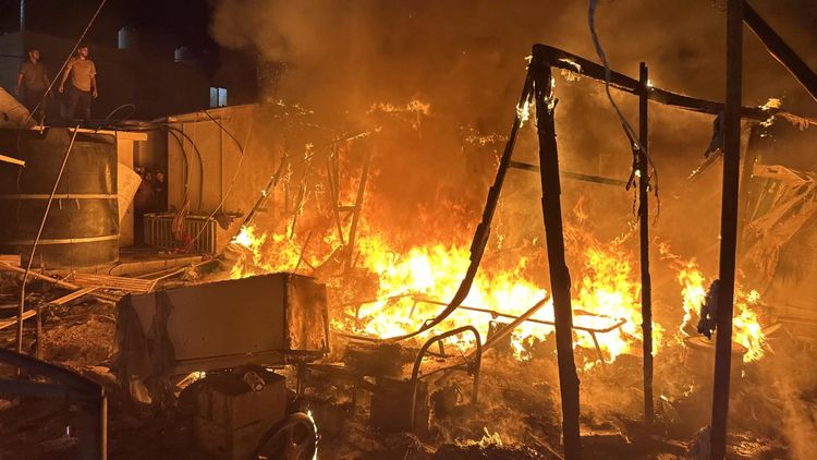 Terör devleti İsrail, Gazze'de Filistinlilerin çadırlarını vurdu