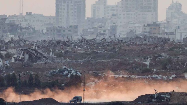 Terör devleti İsrail, Gazze'nin son fiber hattını da vurarak bölgeyi internetsiz bıraktı