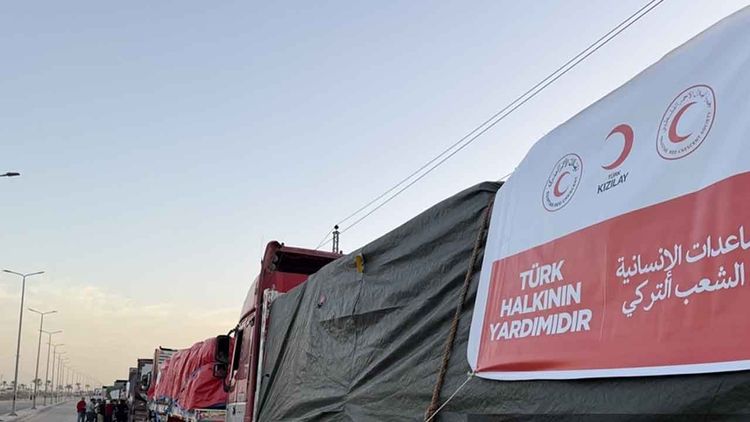 Türk Kızılayı’nın 20’nci İyilik Gemisi ile gönderdiği yardımlar Gazze için Refah Sınır Kapısı’na ulaştı