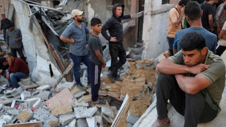 Terör devleti İsrail, 13 Filistinliyi şehit etti