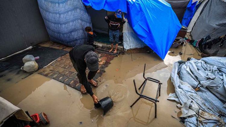 Gazze'de yüzlerce çadır sular altında kaldı: Birçok Müslüman aile tahliye edildi