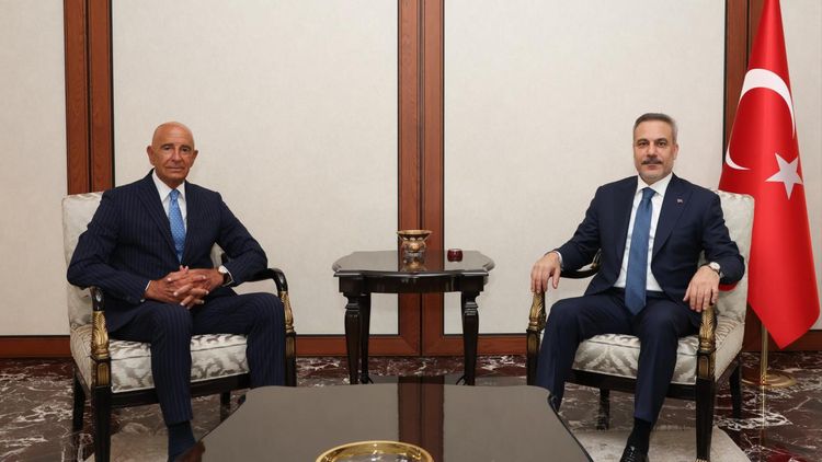 Dışişleri Bakanı Fidan, ABD Büyükelçisi Barrack ile görüştü