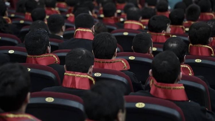 948 hakim ve savcının görev yeri değişti