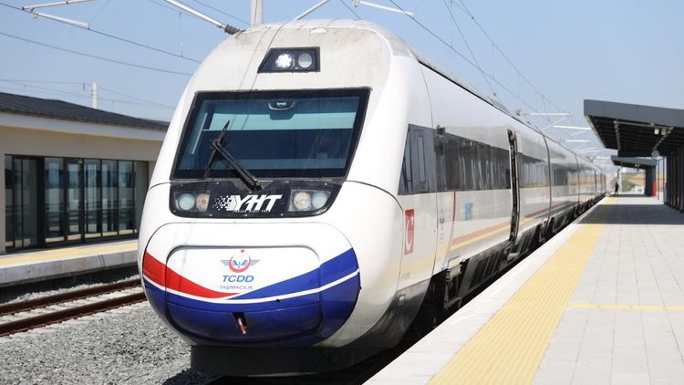 Halkalı-Kapıkule Hızlı Tren Hattı ile seyahat süresi 4 saatten 1,5 saate düşecek