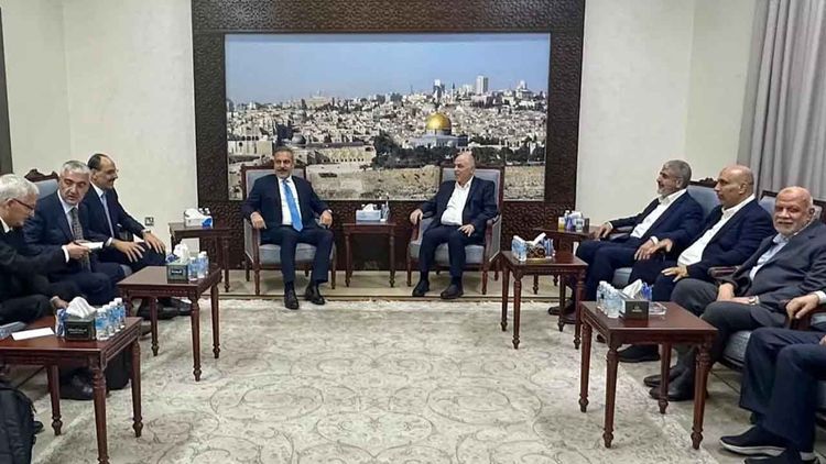Bakan Fidan ve MİT Başkanı Kalın, Katar’da Hamas liderleriyle görüştü