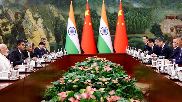 Hindistan-Çin sınırında gerilim tırmanıyor: Himalayalar askerî cepheye dönüştürülüyor