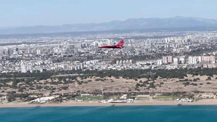 HÜRJET, düşük irtifa ve yüksek hız testlerini başarıyla tamamladı