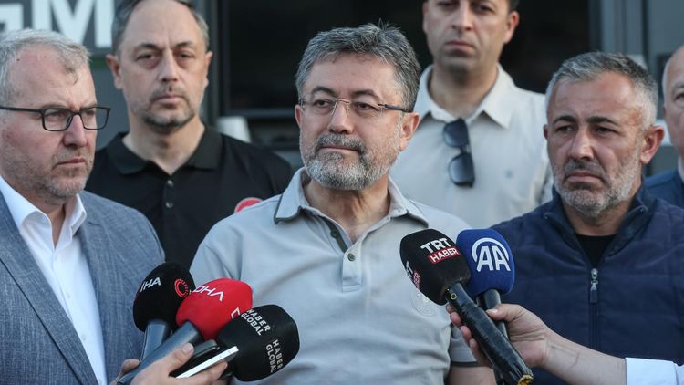 Bakan Yumaklı: Urla, Sakarya, Eskişehir ve Karabük’teki yangınlar kontrol altında